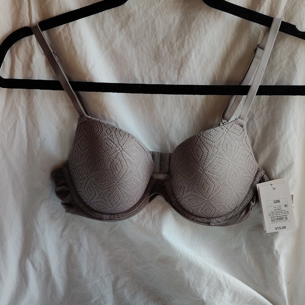 Chic Geometric Lace Bra - Taupe
